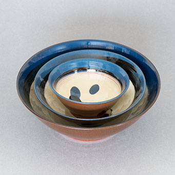 GALA – nest of three bowls: dessert/olive bowl (11cm), soup/dessert bowl (15cm), pasta bowl (20cm)