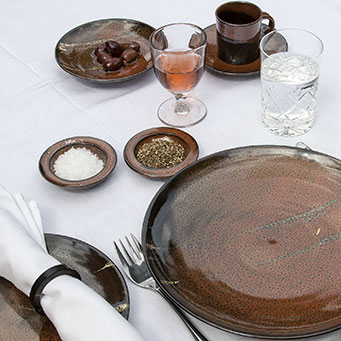 SIENNA – table setting: dinner plate (26cm), side plate (19cm), with desssert bowl (11.5cm) in background